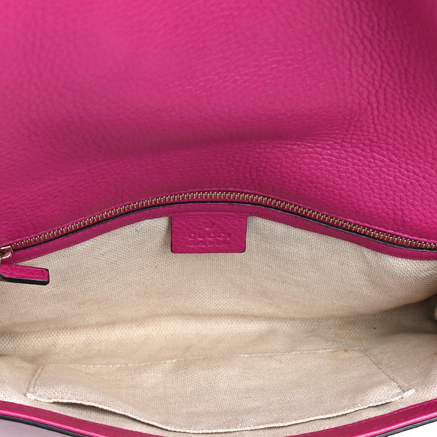 Gucci Pebbled Calfskin Medium Soho Clutch Fuchsia 8 of 8