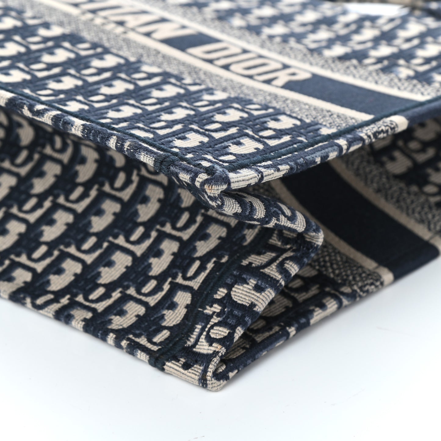 Oblique Medium Book Tote Blue Multicolor