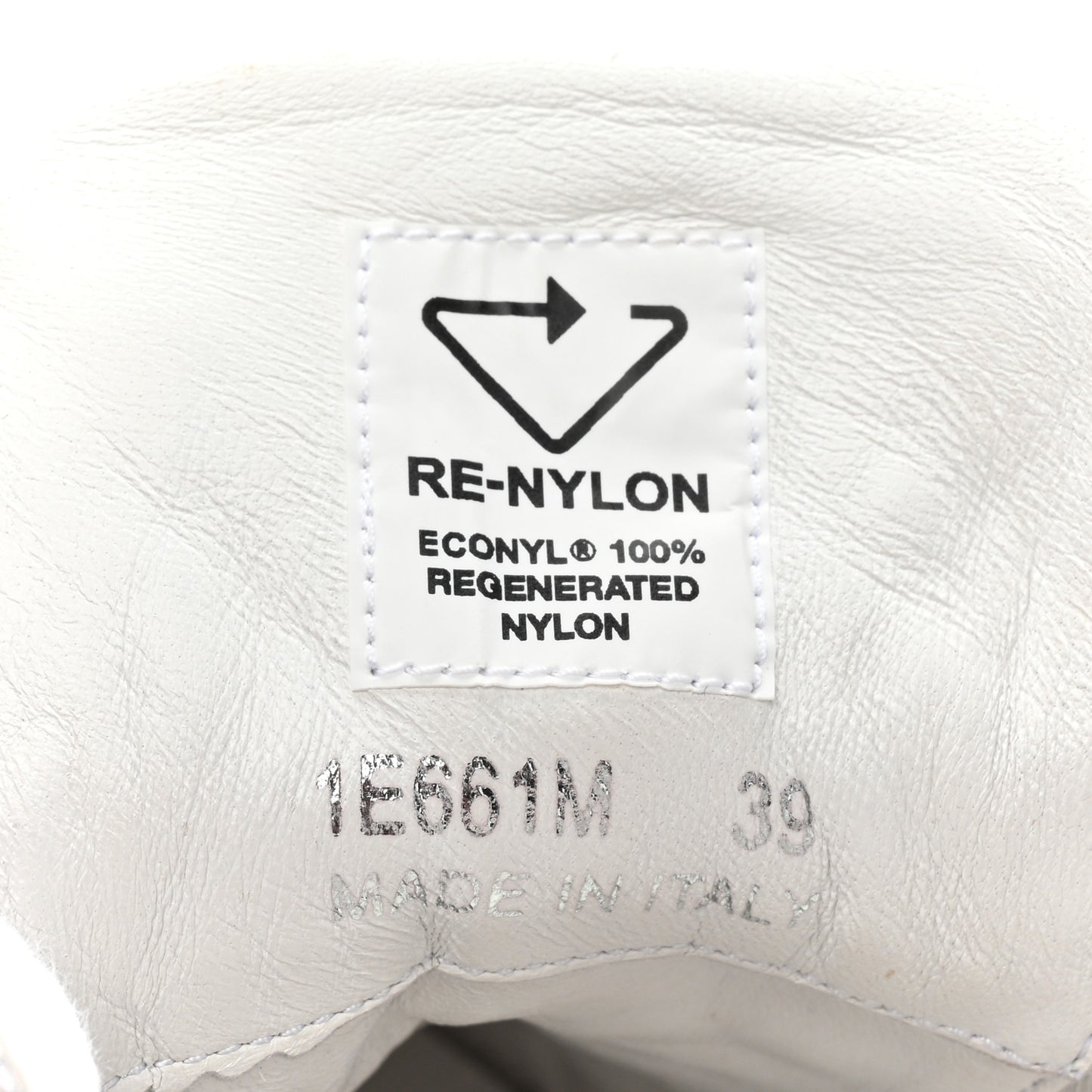 Re-Nylon Spazzolato Rubber Triangle Logo Macro Quilted Mens 35mm Platform Sneakers 39 White