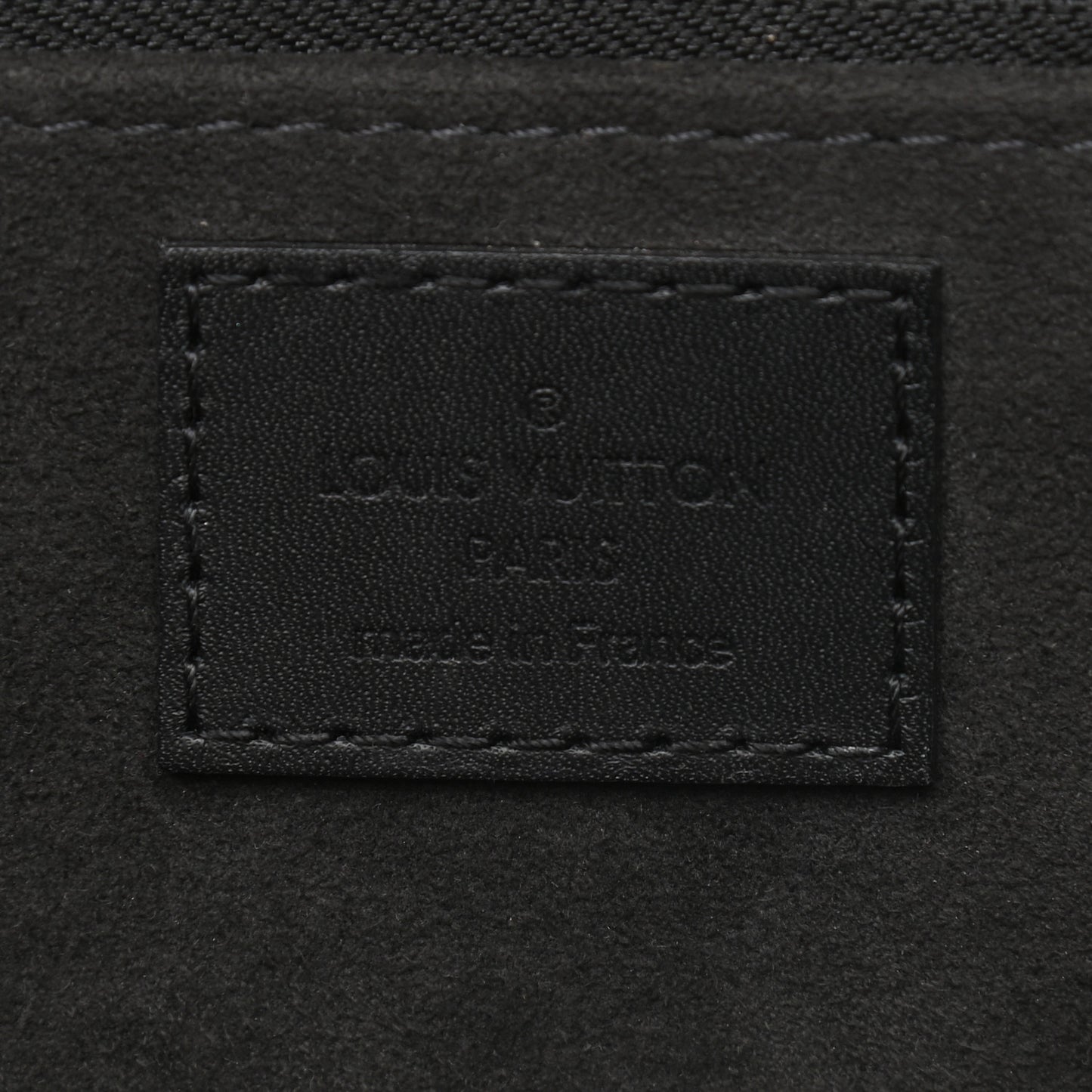 Monogram Cuir Plume Very Tote GM Black