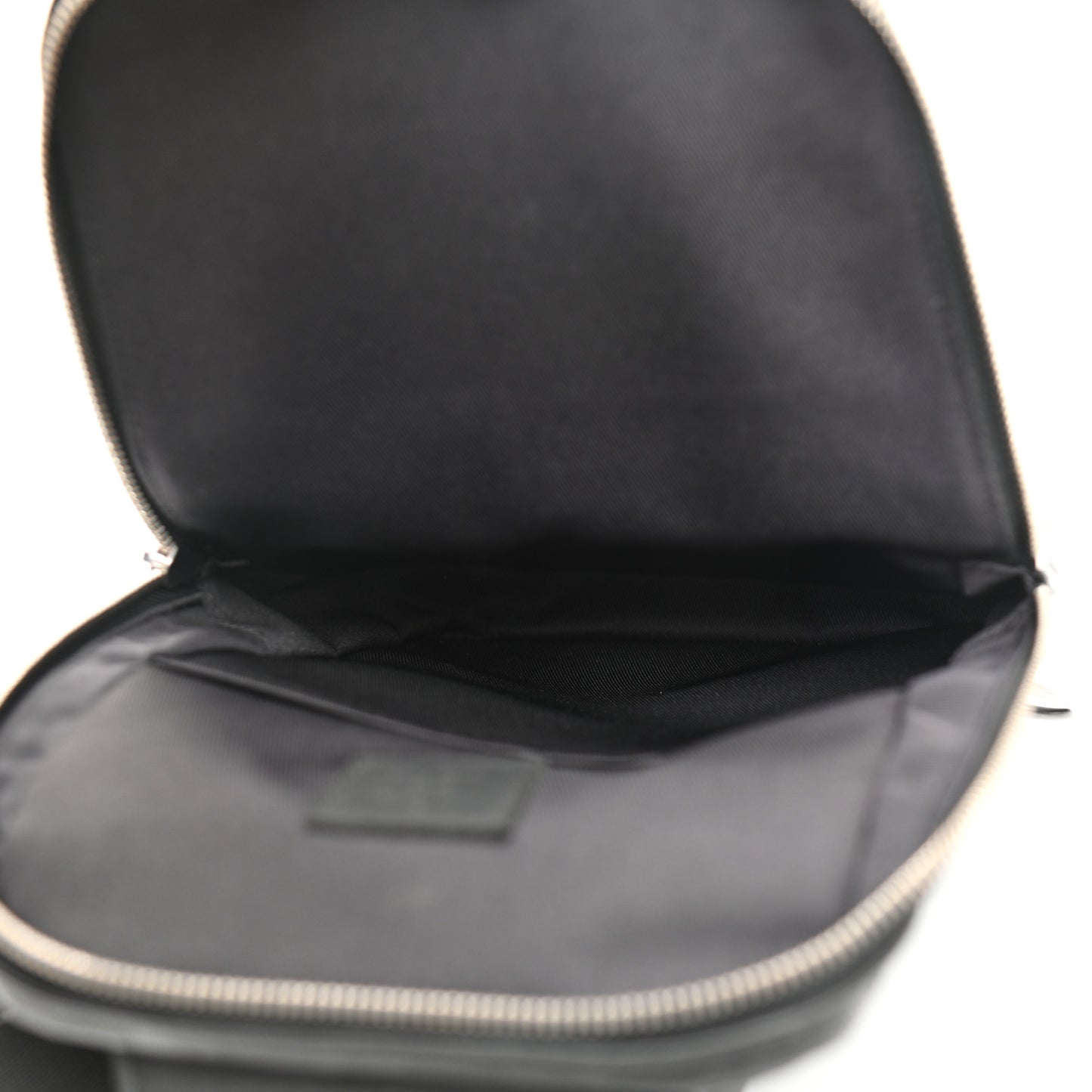 Damier Infini Avenue Sling Bag Onyx