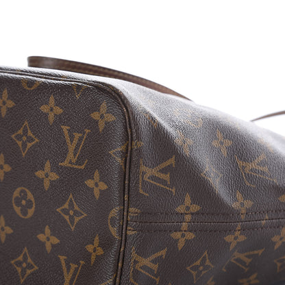 Louis Vuitton Monogram Neverfull MM 14 of 17