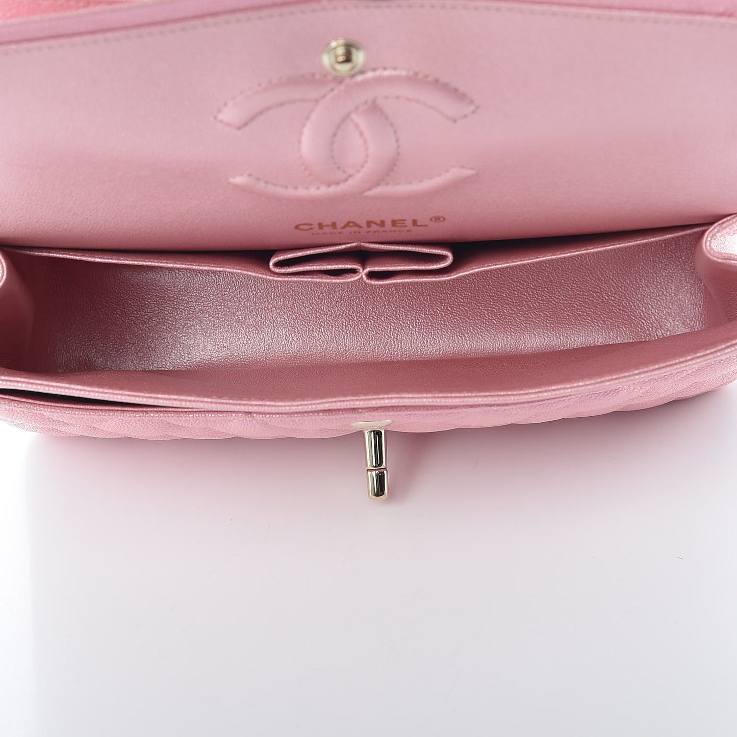 Iridescent Caviar Quilted Small Double Flap Pink