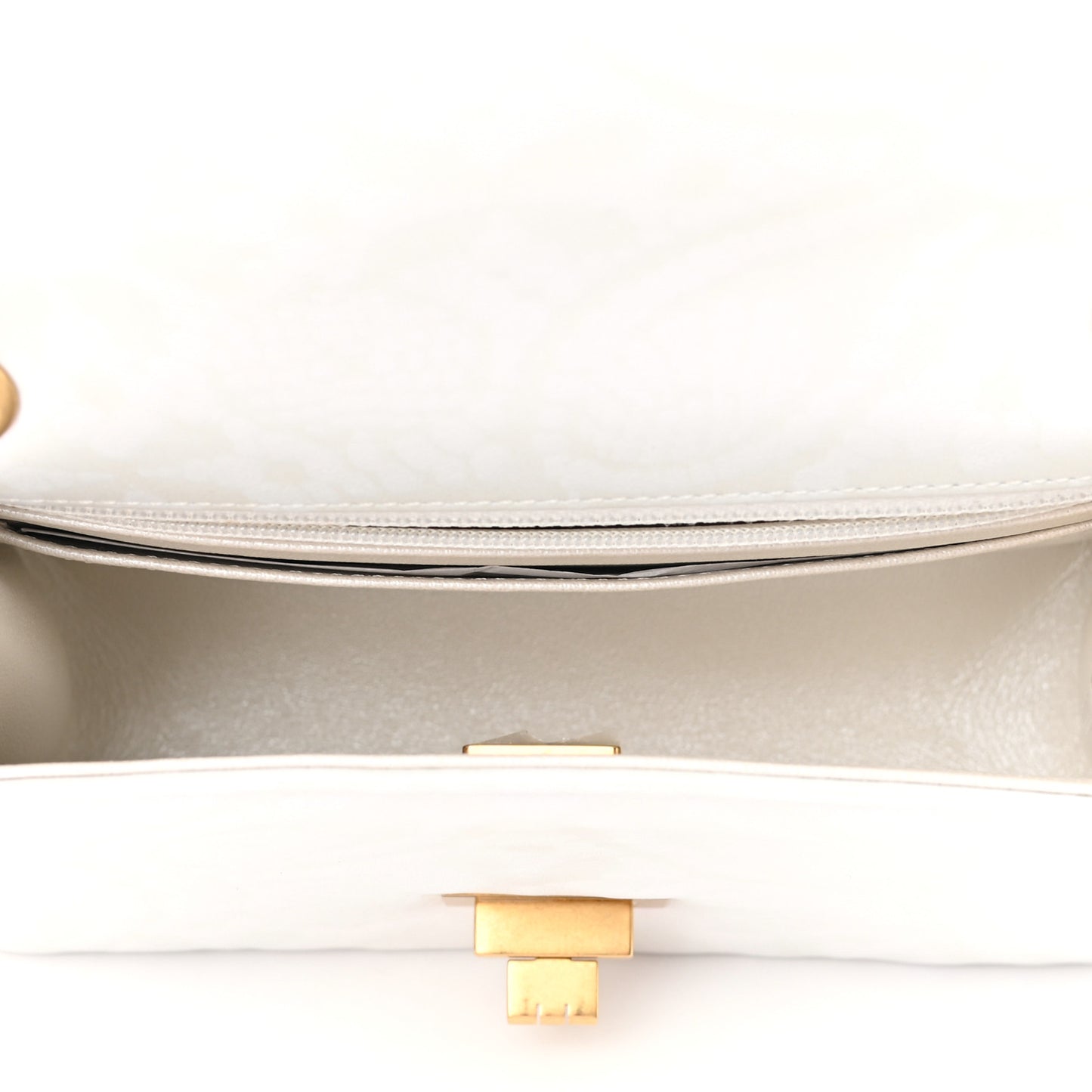 Iridescent Calfskin Embossed 2.55 Reissue Mini Flap White
