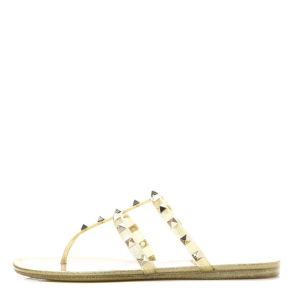 Valentino Garavani PVC Jelly Glitter Rockstud Caged Flat Thong Sandals 39 Oro 1 of 8