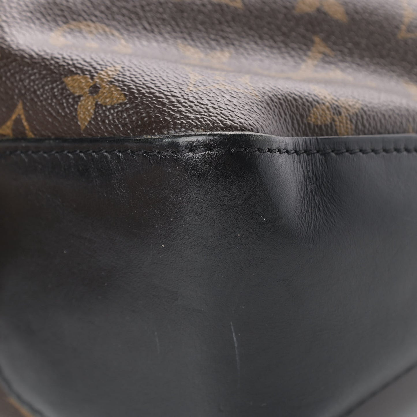 Monogram Macassar Torres Messenger