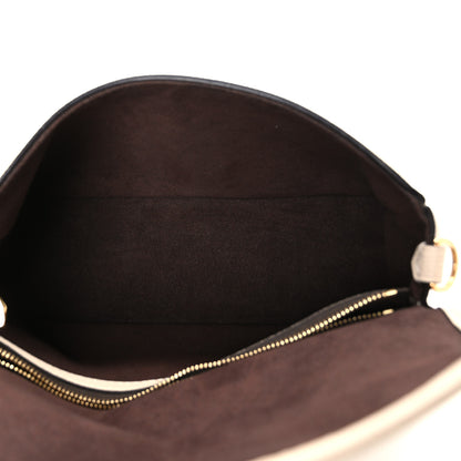 Louis Vuitton Empreinte Monogram Giant Diane Cream 5 of 10