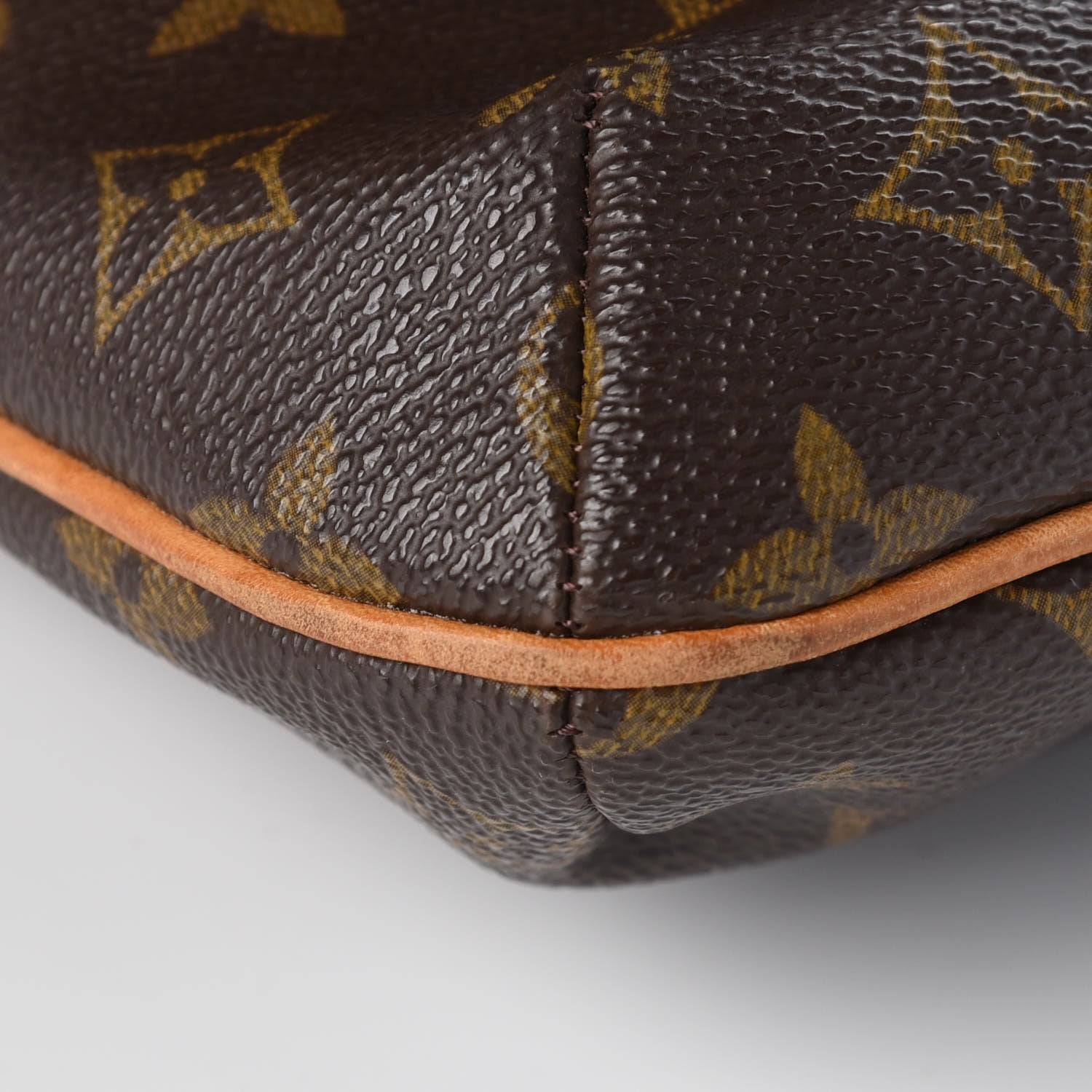 Louis Vuitton Monogram Musette Tango 14 of 15