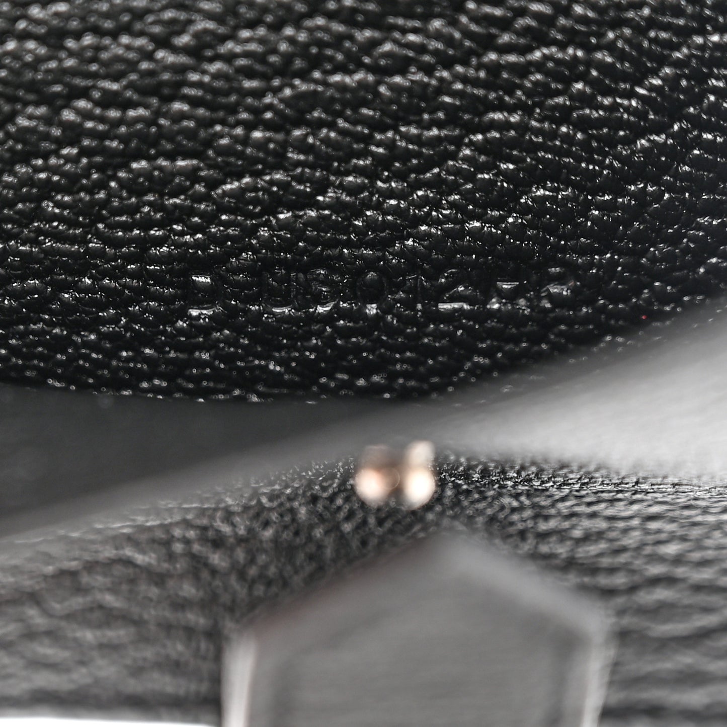 Chevre Mysore Mini Bearn Wallet Black