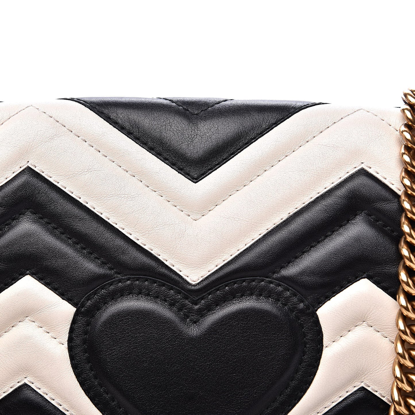 Calfskin Matelasse Small GG Marmont Shoulder Bag Black White