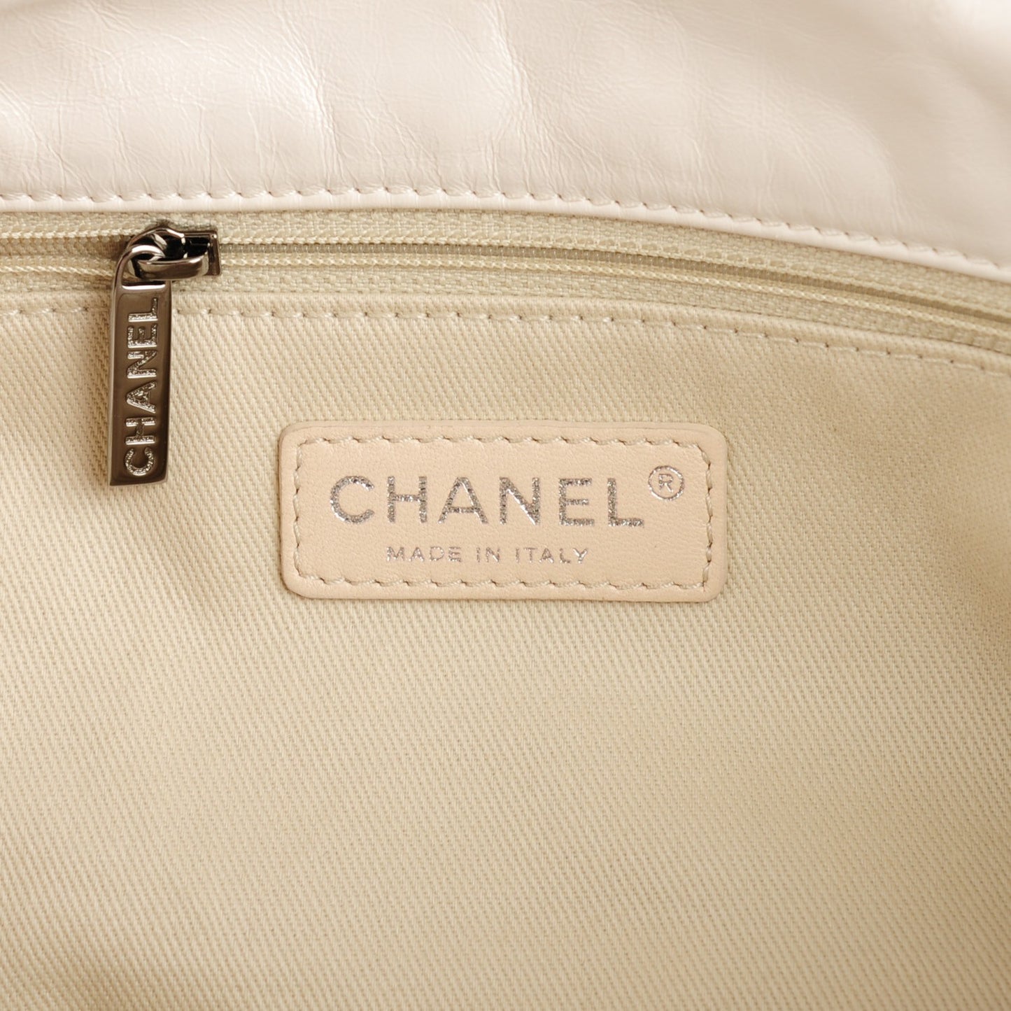 Glazed Goatskin Double Stitch Flap White