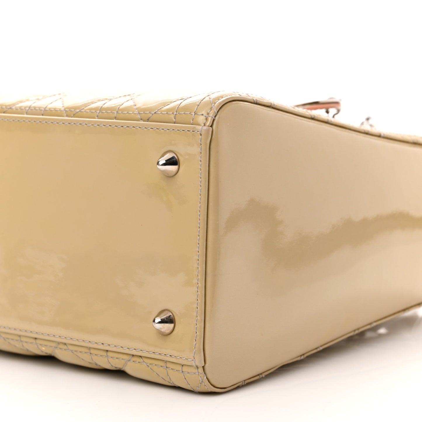 Patent Cannage Medium Lady Dior Beige