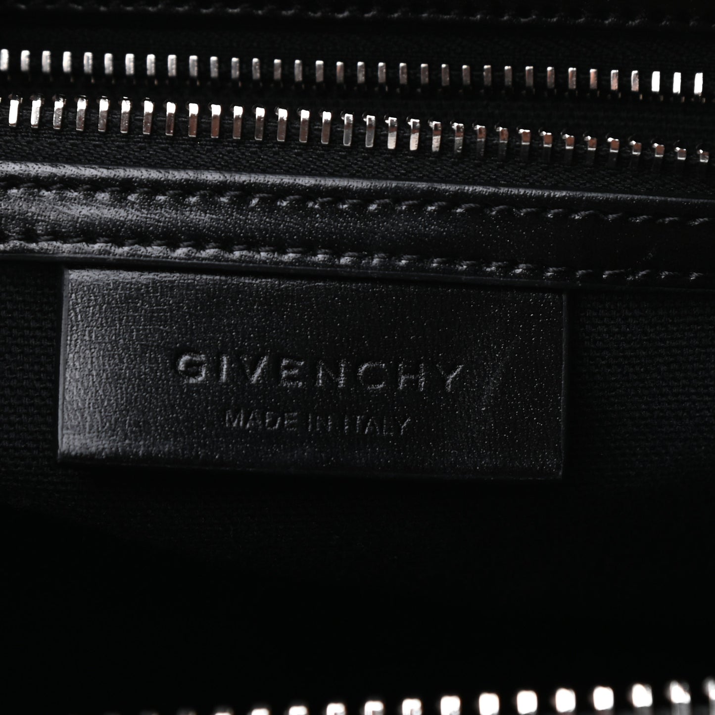 Shiny Lord Calfskin Medium Antigona Black
