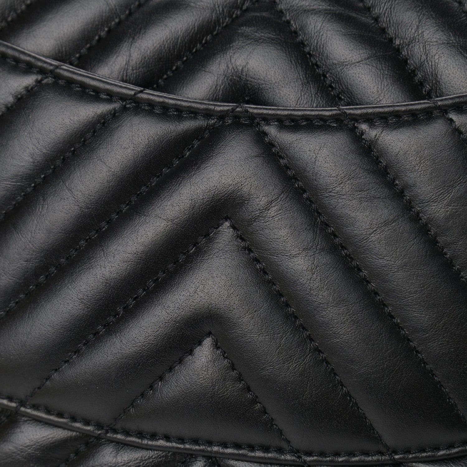 Chanel Aged Calfskin Chevron Quilted 2.55 Reissue Mini Flap So Black 12 of 12