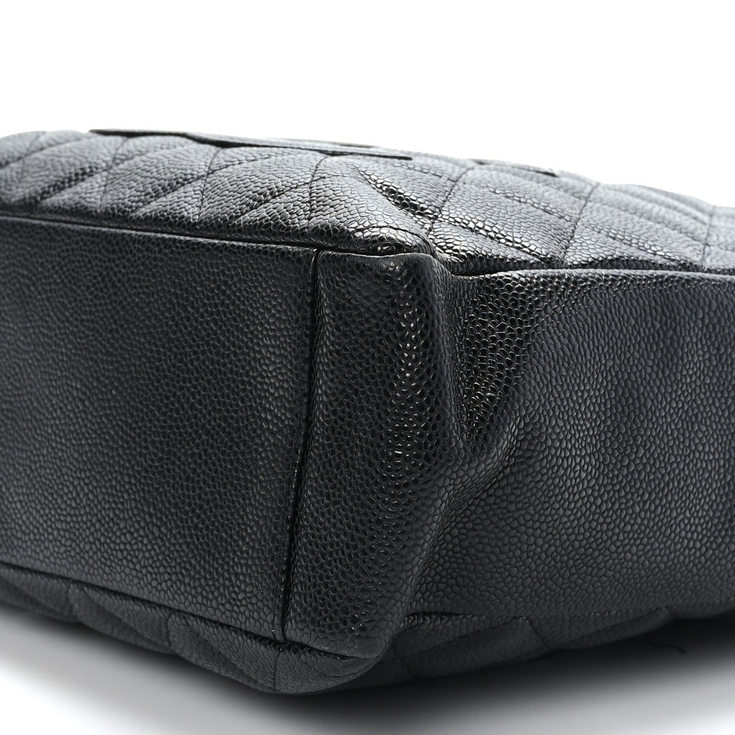 Caviar Quilted Petit Shopping Tote PST Black
