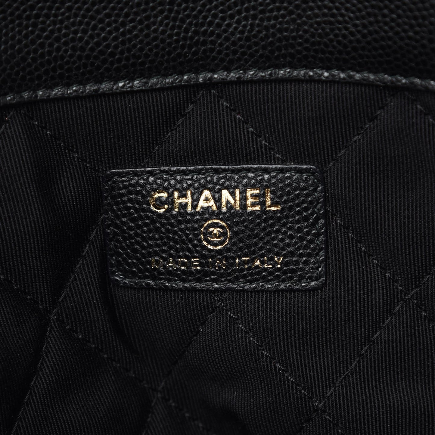 Caviar Quilted Medium Golden Class Pouch Black
