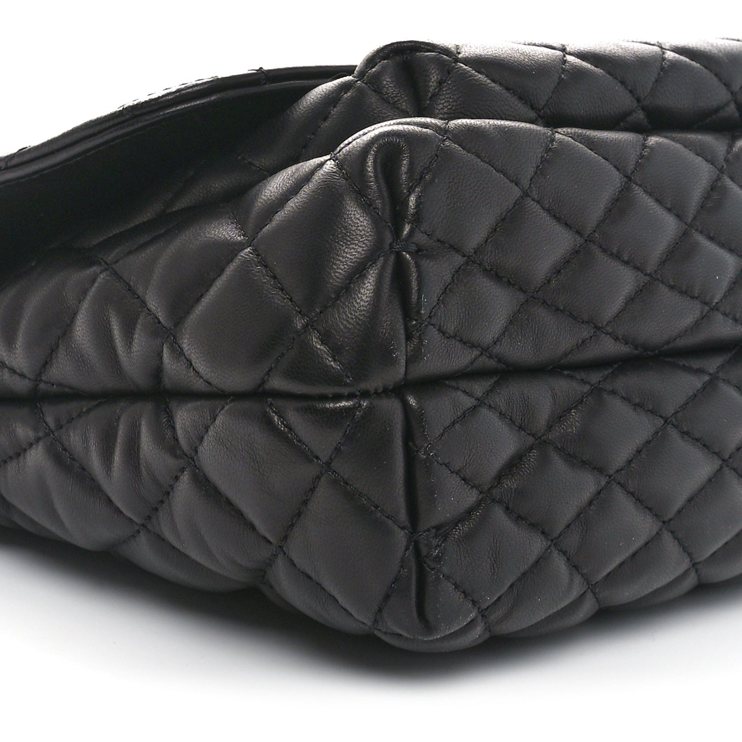 Calfskin Matelasse Medium Happy Shoulder Bag Black