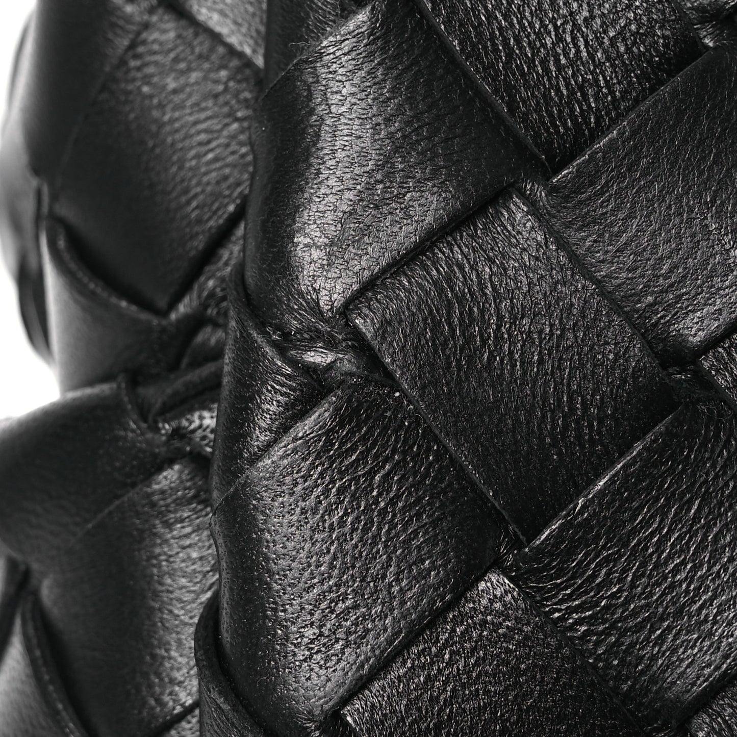 Nappa Intrecciato Medium Andiamo Shoulder Bag Black