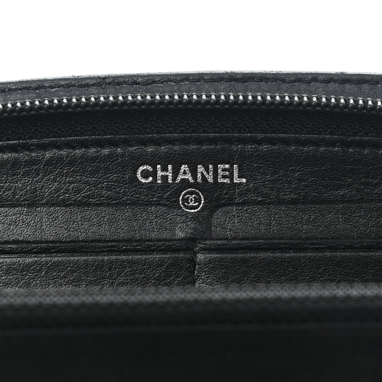 Patent Trousse Maquil Wallet Black
