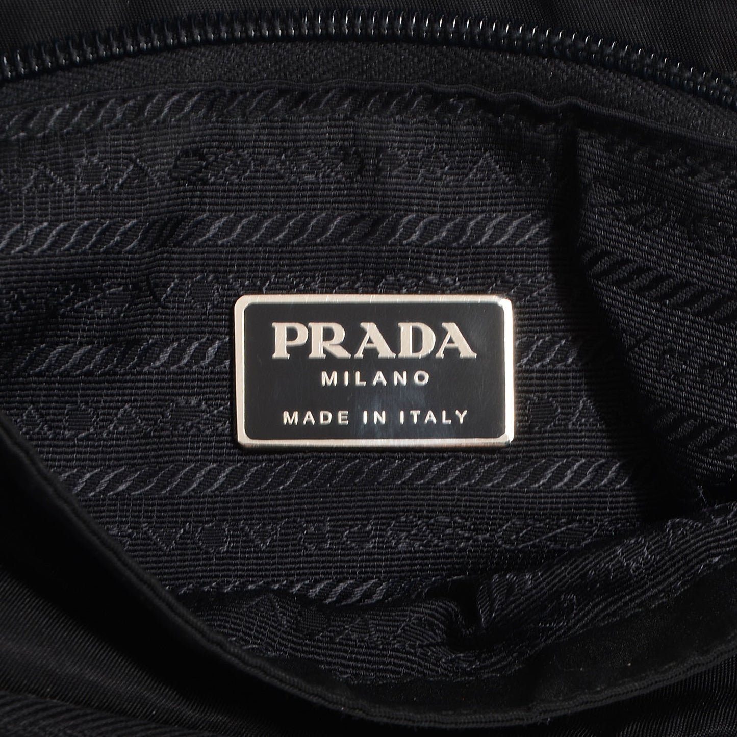 Nylon Vela Messenger Black