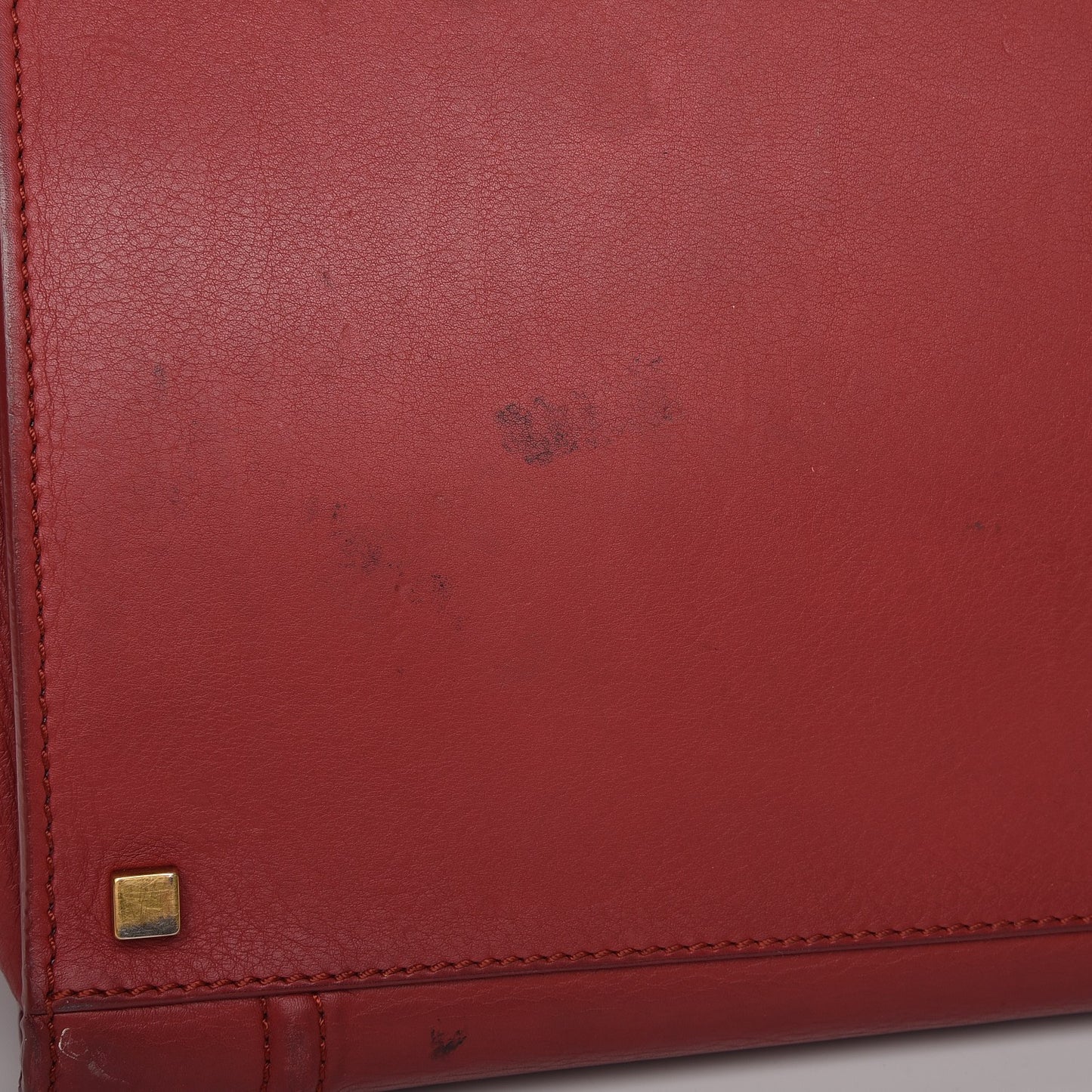 Supple Calfskin Medium Phantom Luggage Red