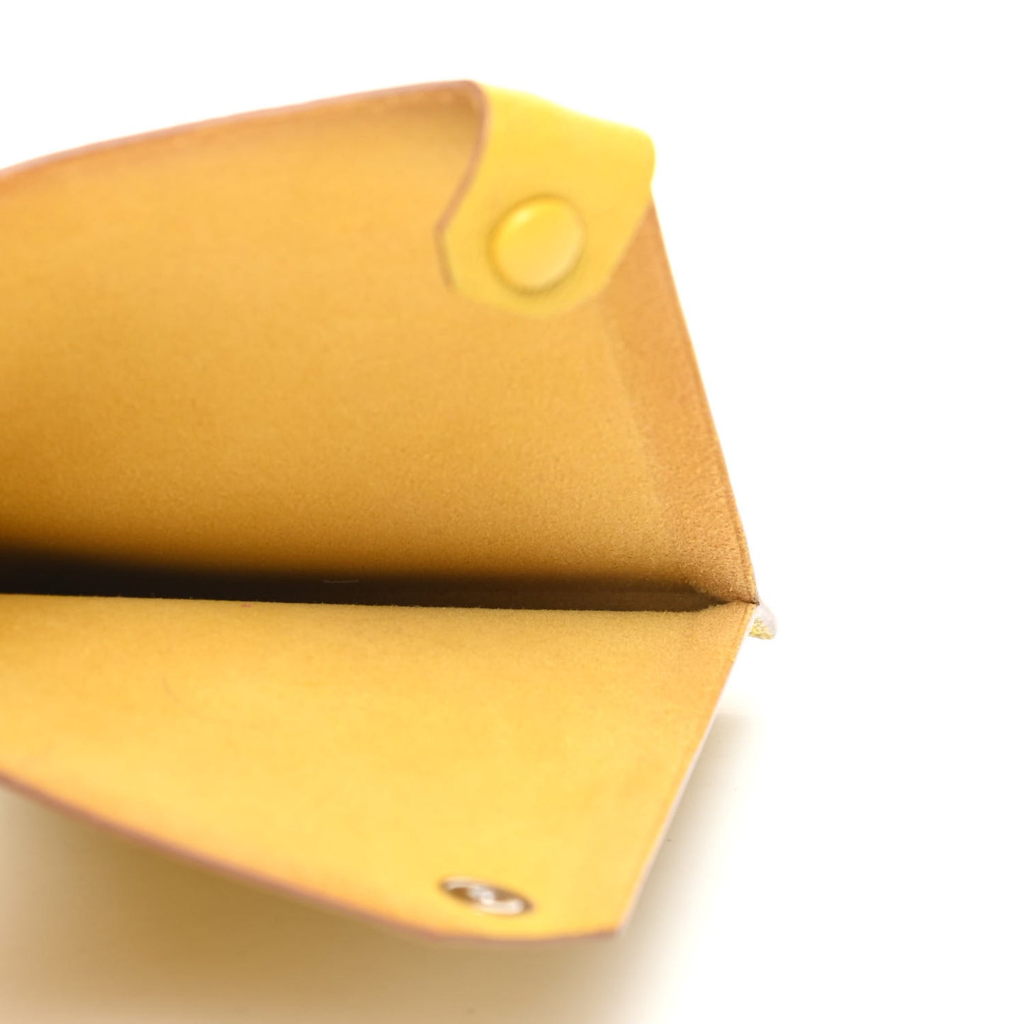 Chevre Mysore Tarmac PM Passport Holder Soleil