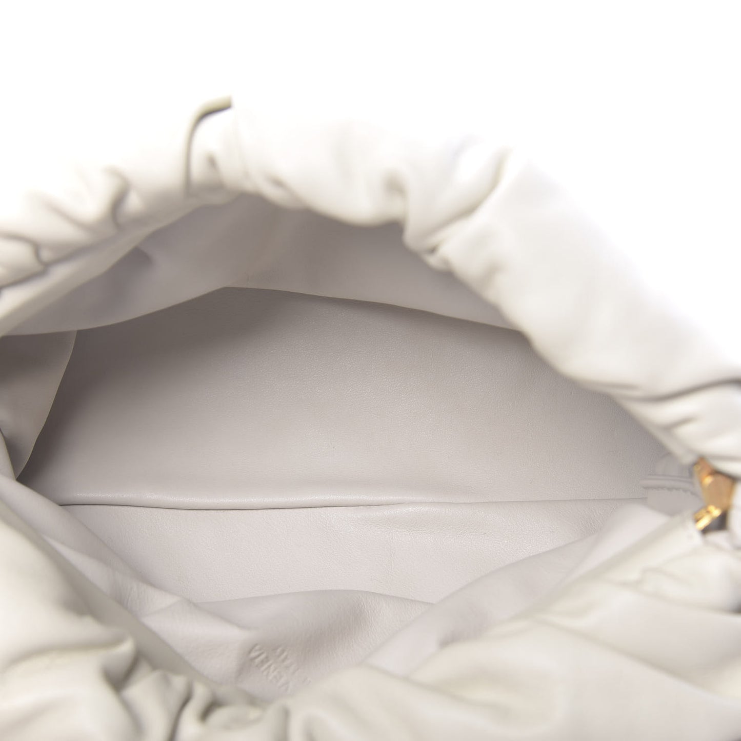 Calfskin The Pouch Chain Plaster