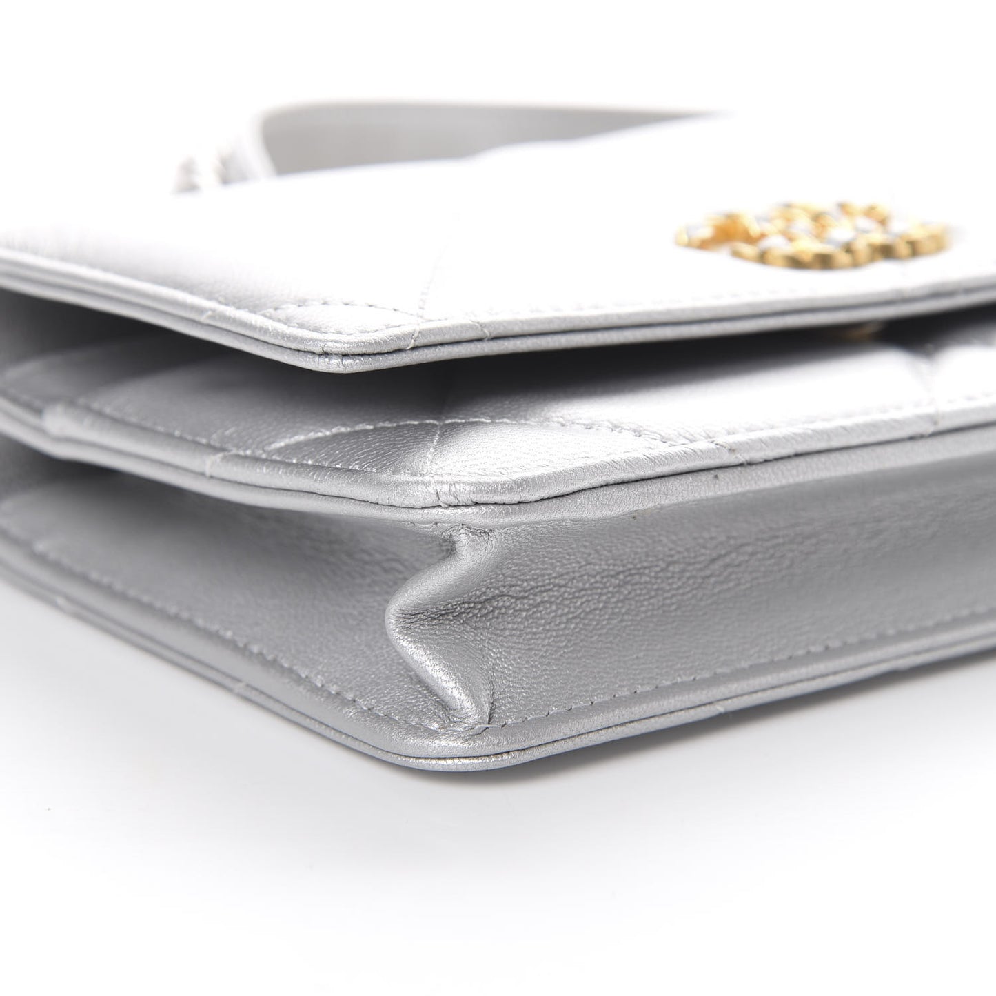 Metallic Goatskin Quilted 19 Wallet On Chain WOC Silver