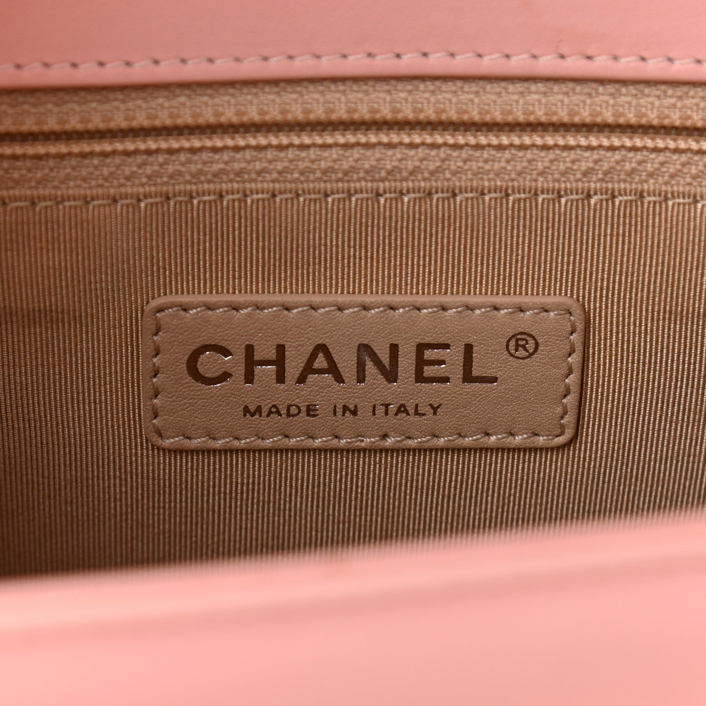 Patent Chevron New Medium Boy Flap Light Pink