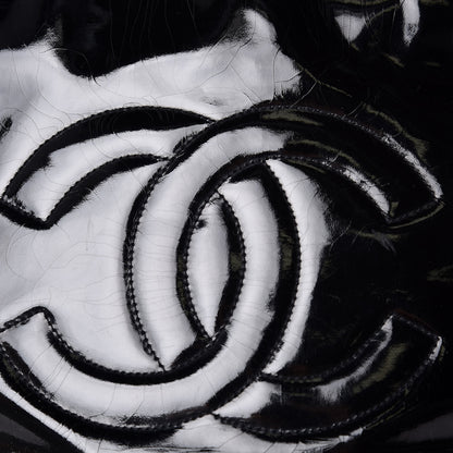Chanel Patent CC Shoulder Bag Black 18 of 18