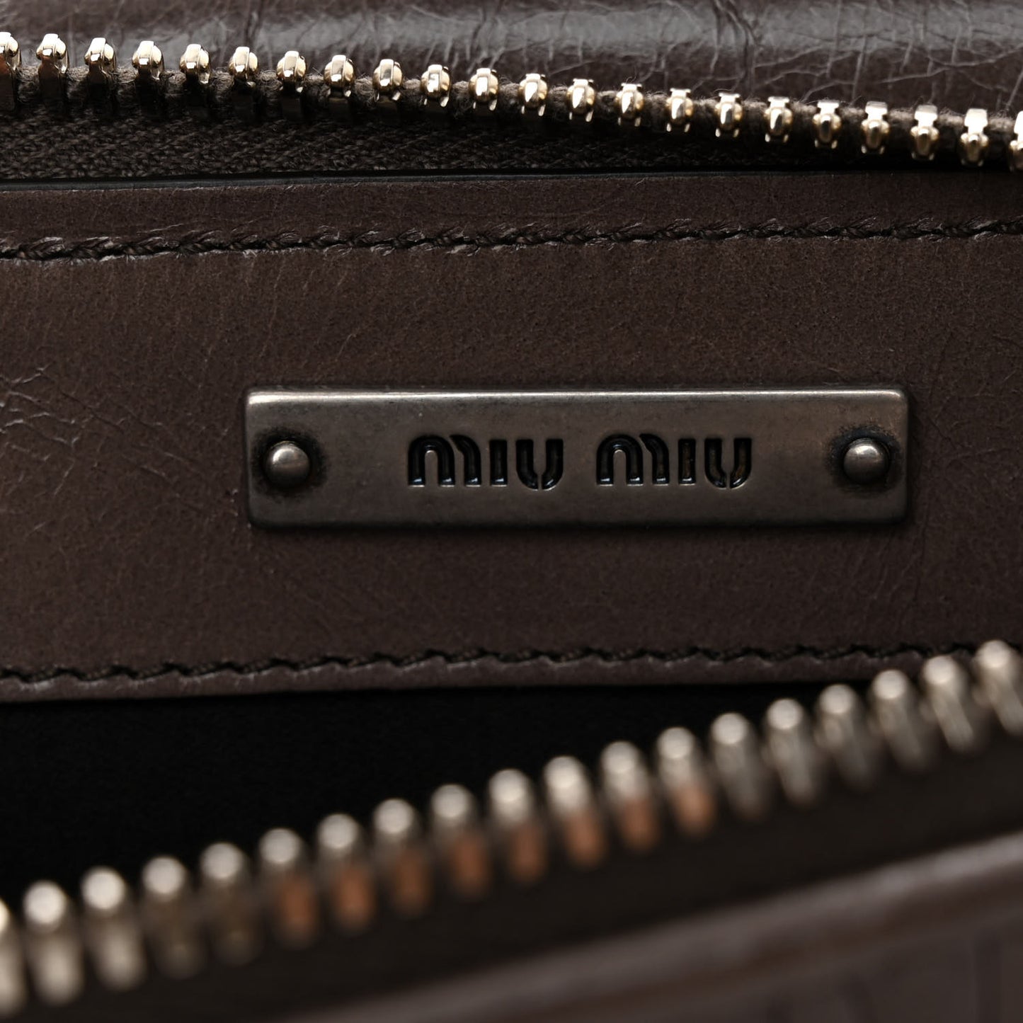 Vitello Lux Matelasse Crossbody Bag Fumo