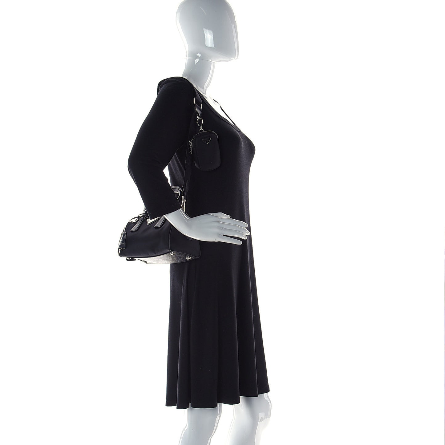 Nylon Saffiano Re-Edition 2005 Top Handle Crossbody Bag Black