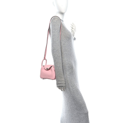 Hermes Taurillon Clemence Verso Mini Lindy 20 Rose Sakura Gris Perle 2 of 11
