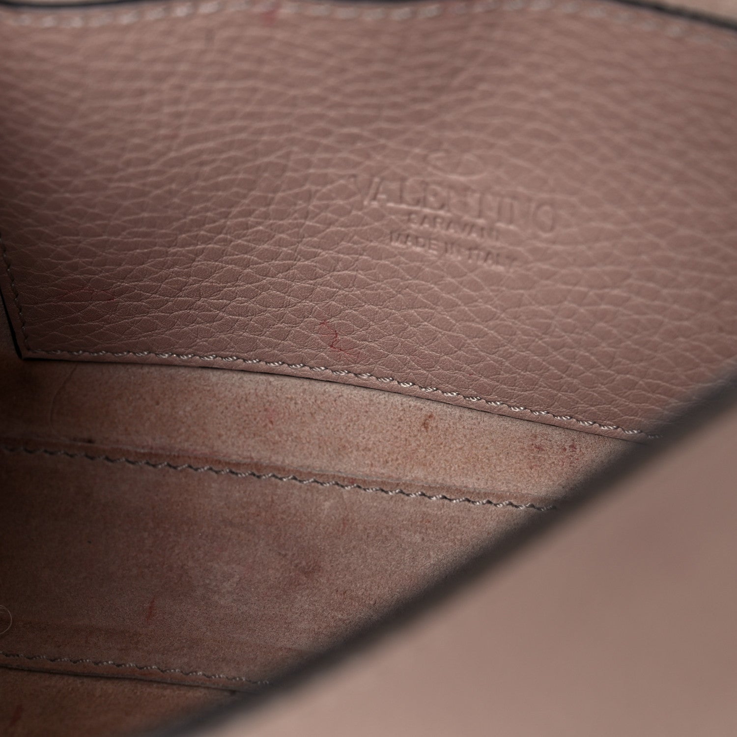 Valentino Garavani Pebbled Calfskin Medium Rockstud Flip Lock Crossbody Bag Poudre 9 of 20