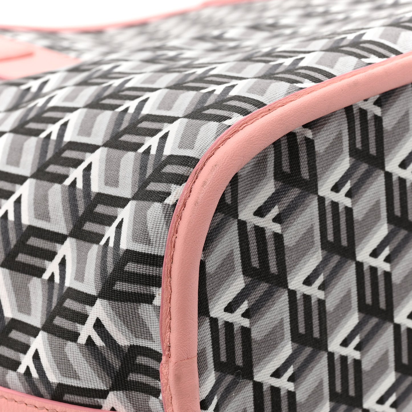 Visetos Medium Liz Reversible Shopper Tote Pink