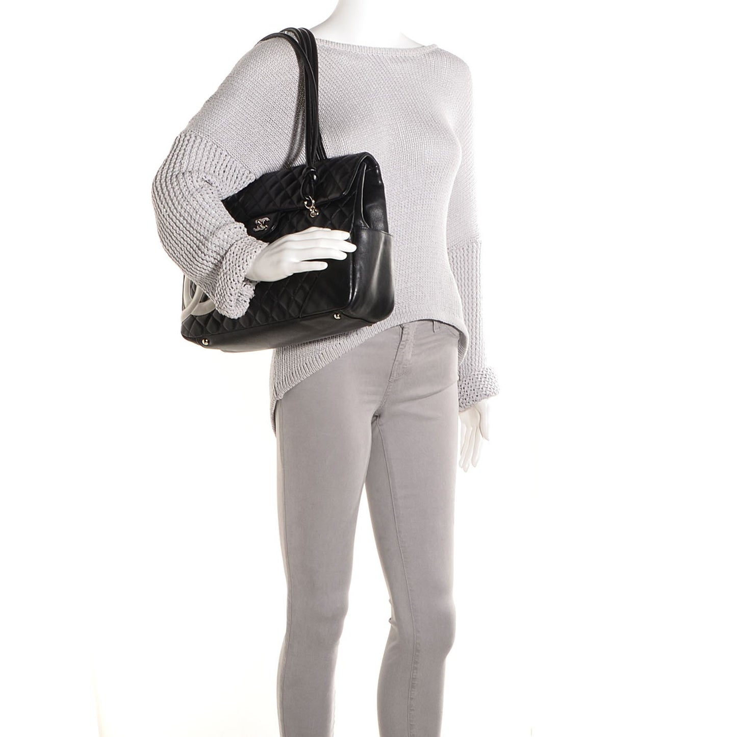 Calfskin Quilted Large Cambon Flap Black White