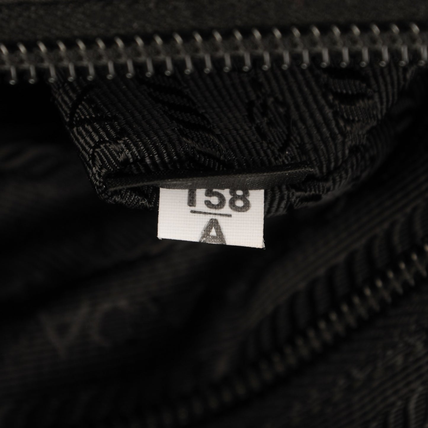 Nylon Vela Flat Messenger Bag Black