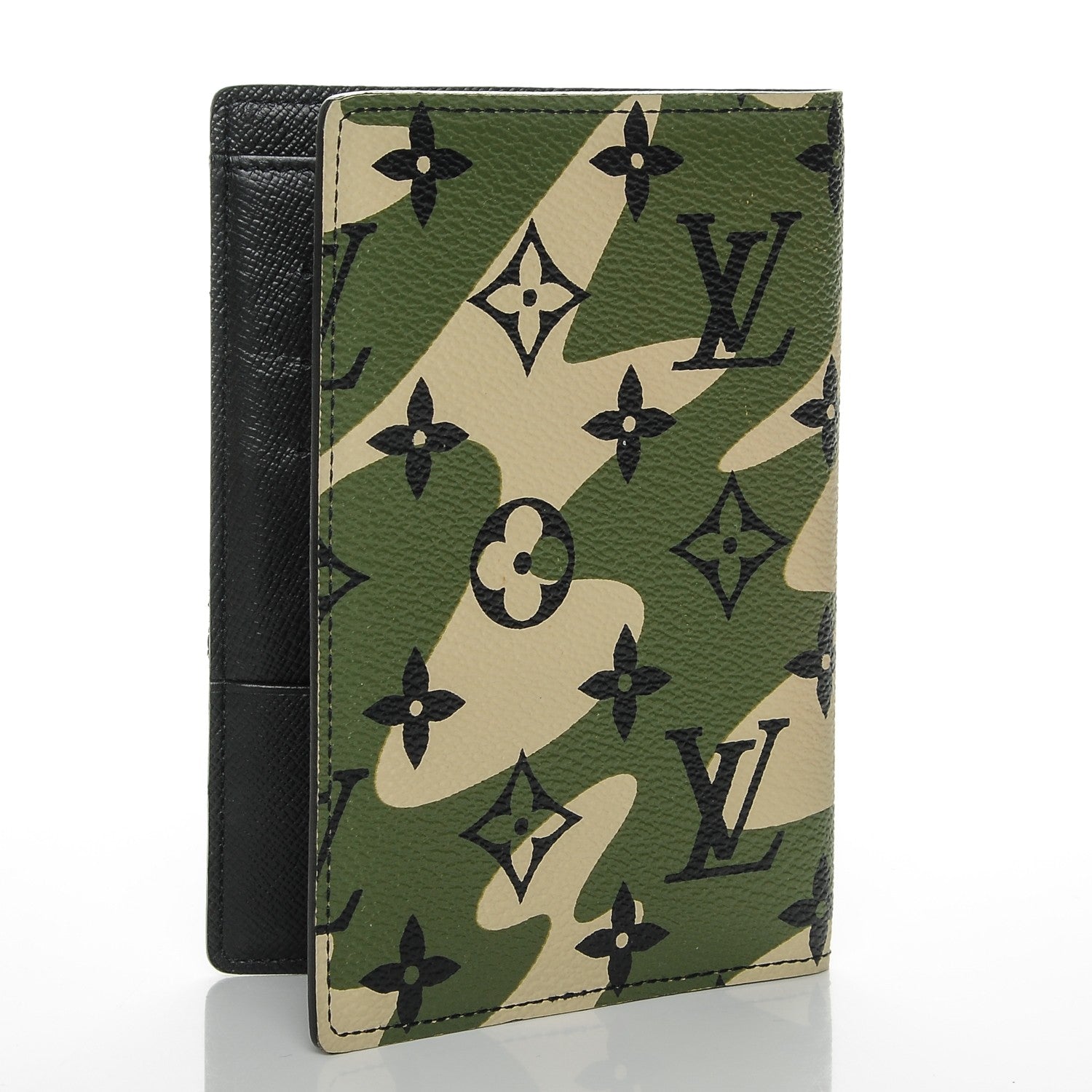 Louis Vuitton Monogramouflage Passport Cover 3 of 6