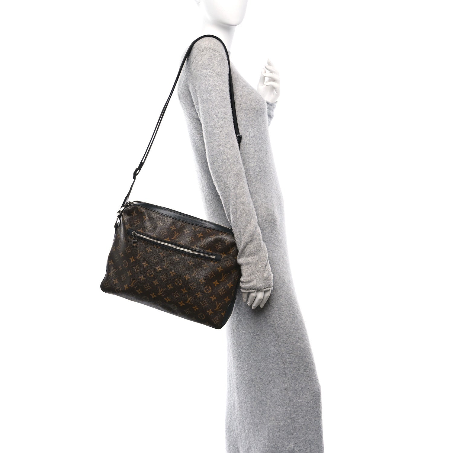 Louis Vuitton Monogram Macassar Torres Messenger 2 of 9