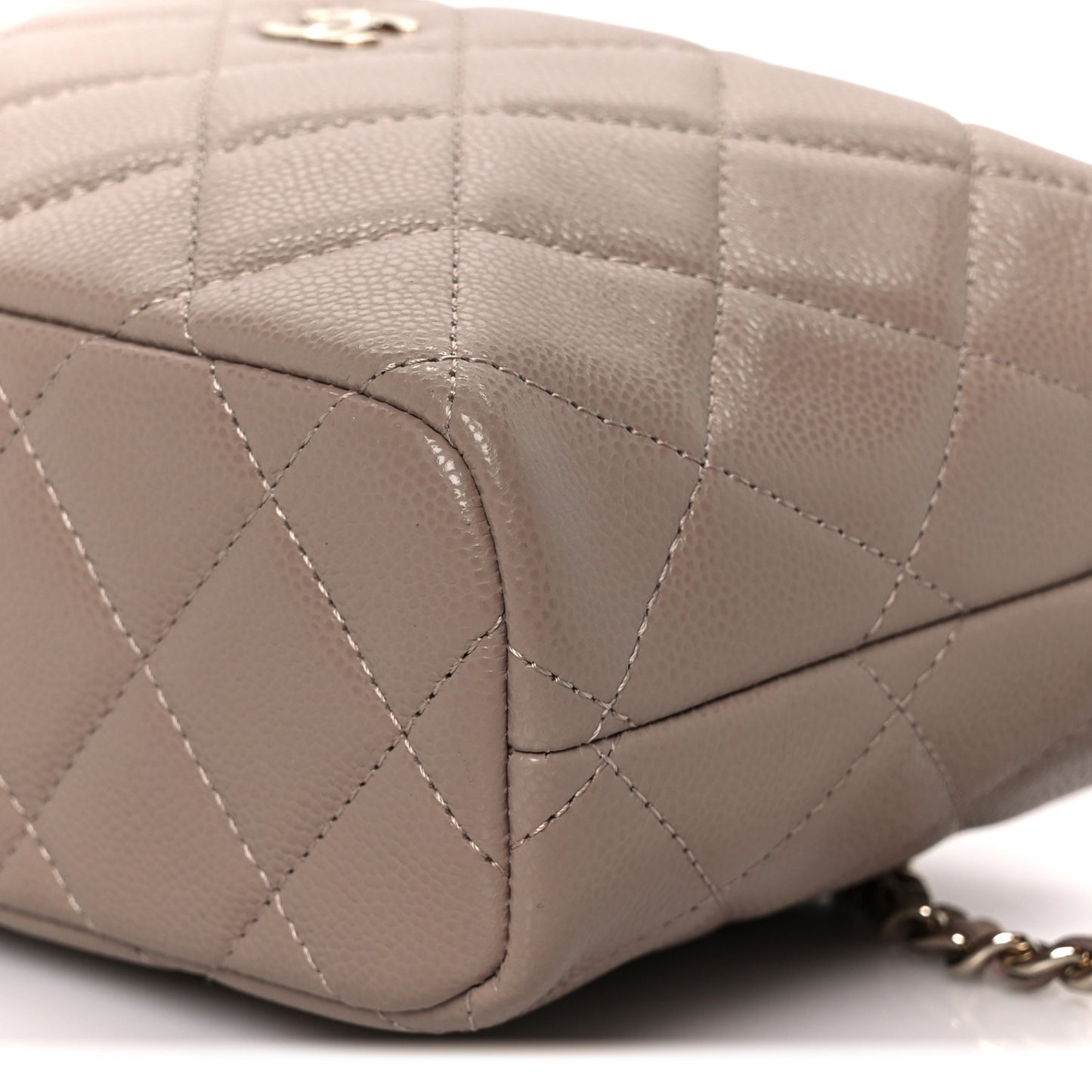 Caviar Quilted Hobo Clutch With Chain Beige