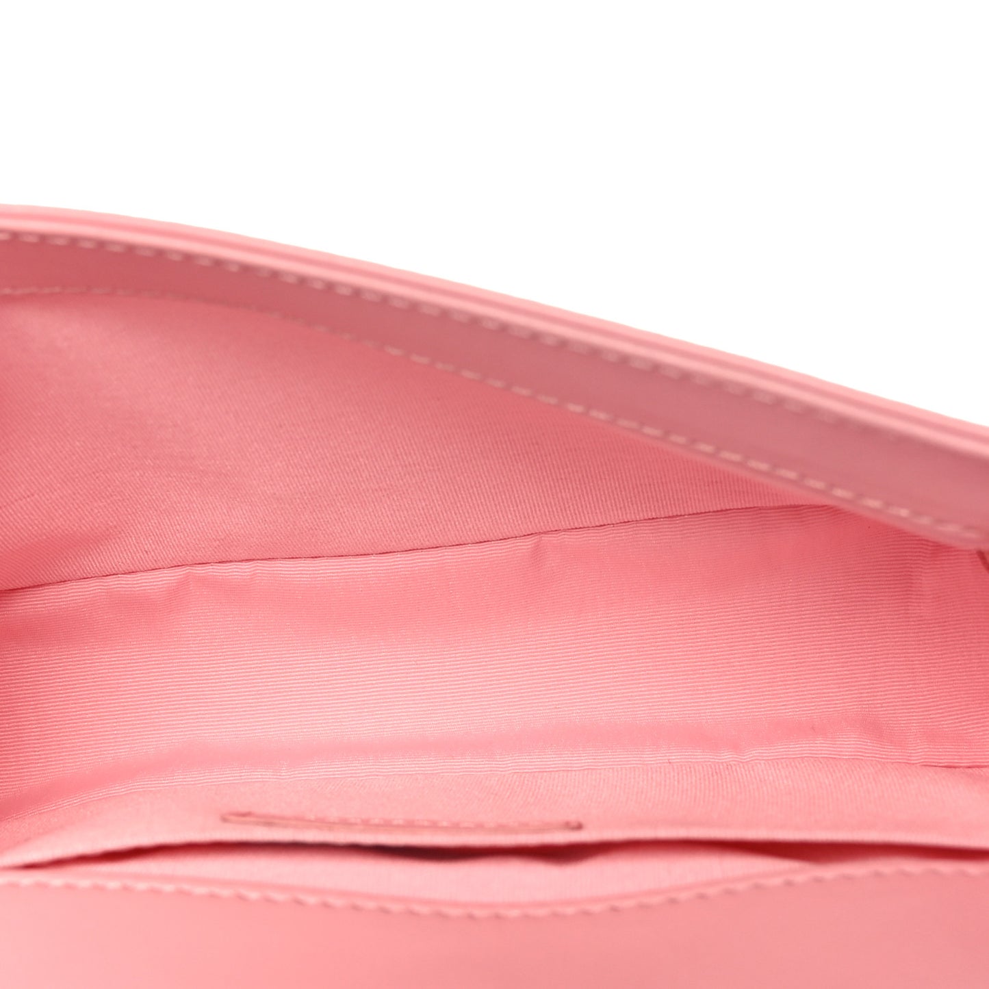 Lambskin Quilted Medium Boy Flap Light Pink