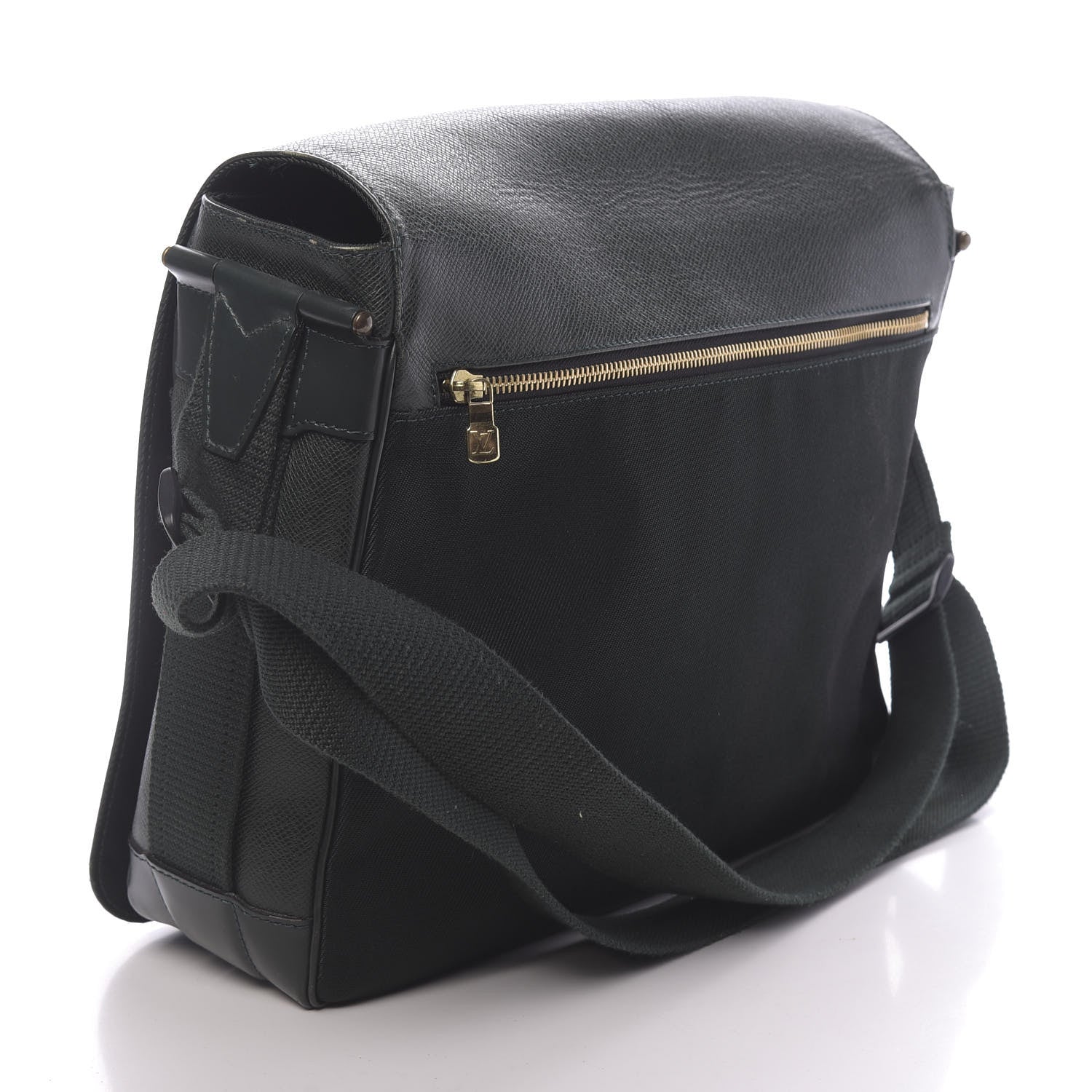Louis Vuitton Taiga Viktor Messenger Bag Epicea 3 of 11