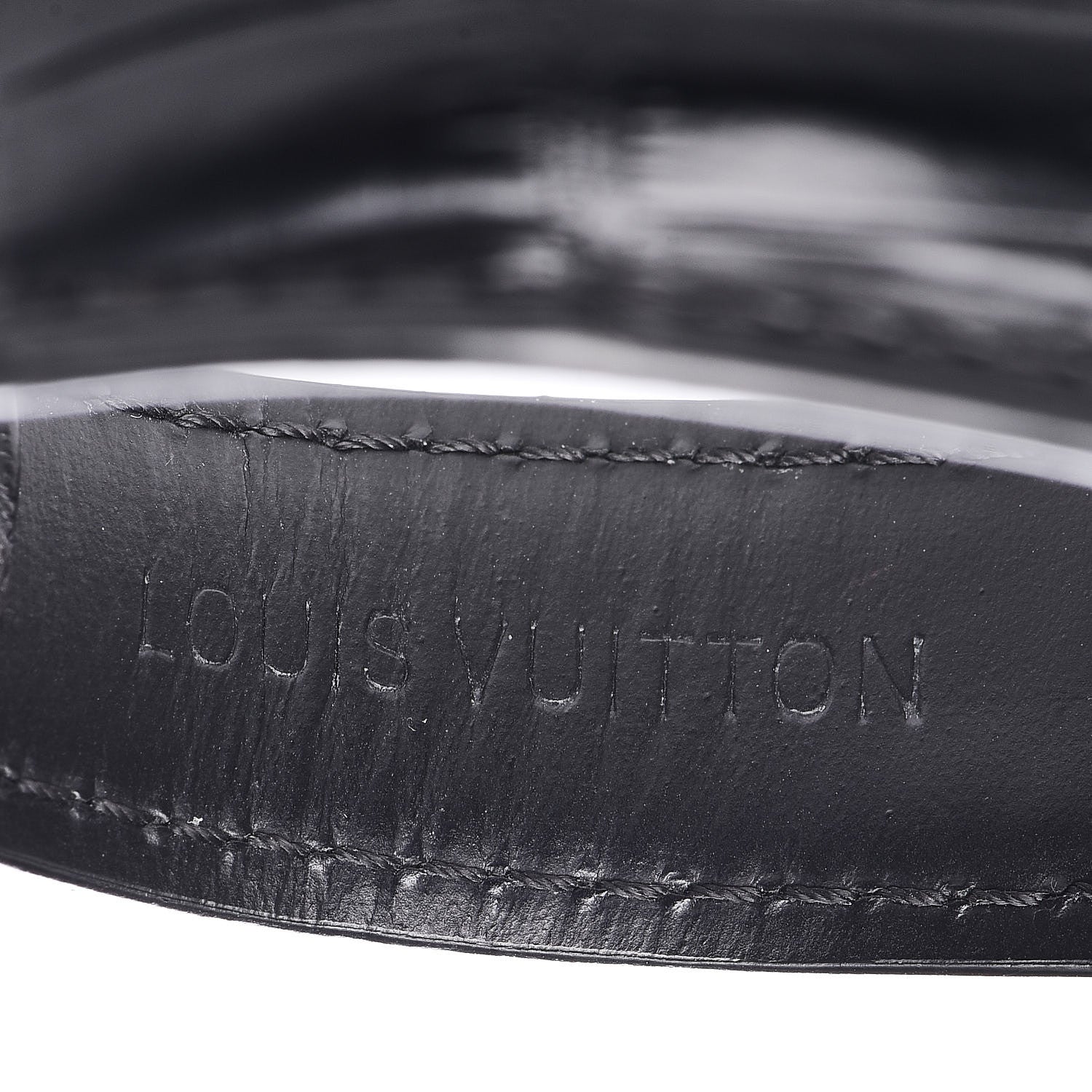 Louis Vuitton Stainless Steel Alligator 39mm Tambour Quartz Watch 7 of 8