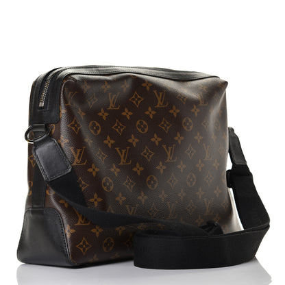 Louis Vuitton Monogram Macassar Torres Messenger 2 of 8