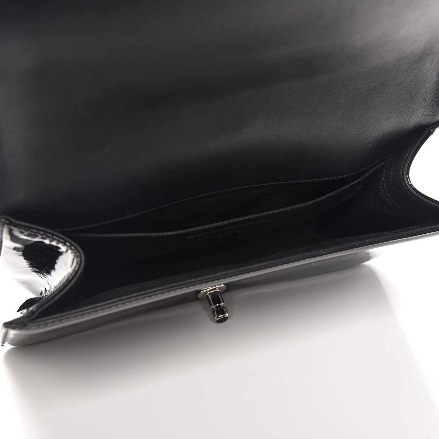 Patent Calfskin Quilted Medium Plexiglass Boy Flap Black