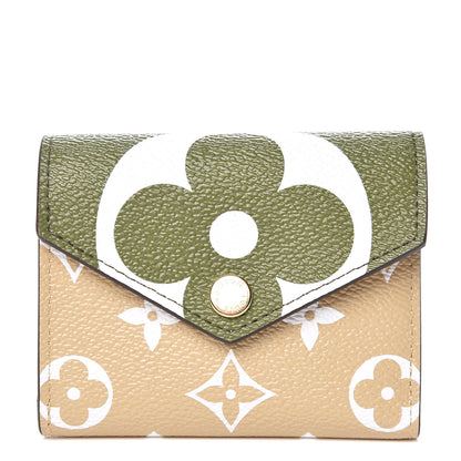 Louis Vuitton Monogram Giant Zoe Wallet Kaki 1 of 8