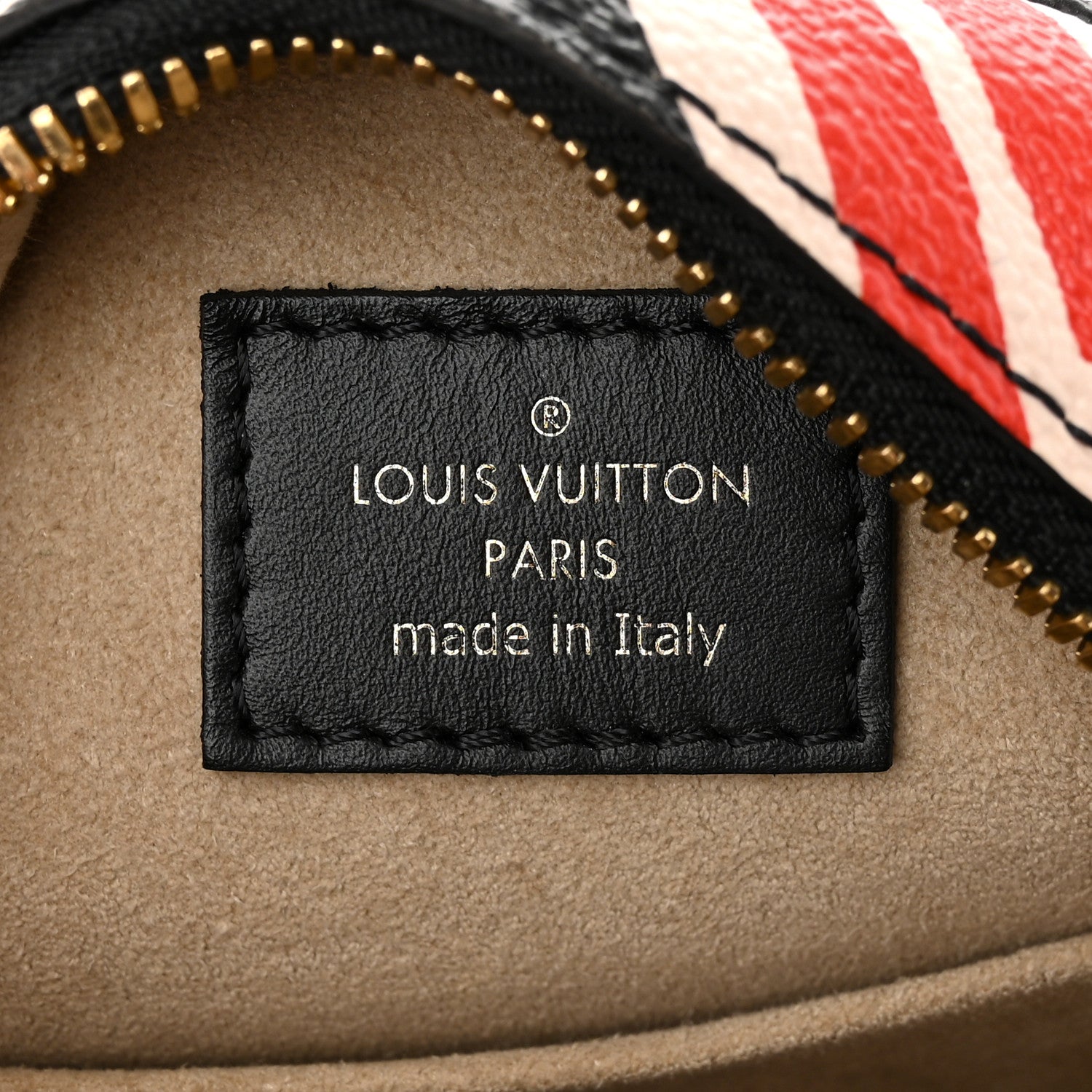 Louis Vuitton Monogram Giant Crafty Boite Chapeau Souple PM Creme Rouge Black 6 of 11
