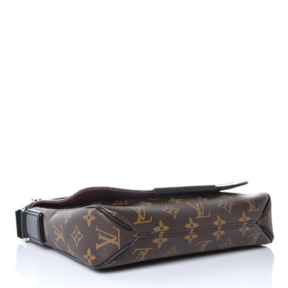 Louis Vuitton Monogram Macassar District PM 4 of 7