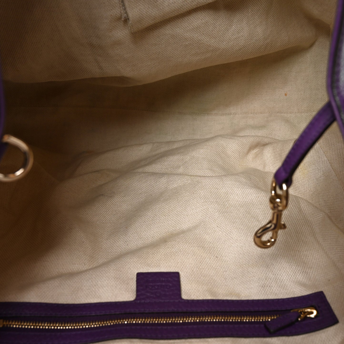 Pebbled Calfskin Large Soho Shoulder Bag Shine Purple