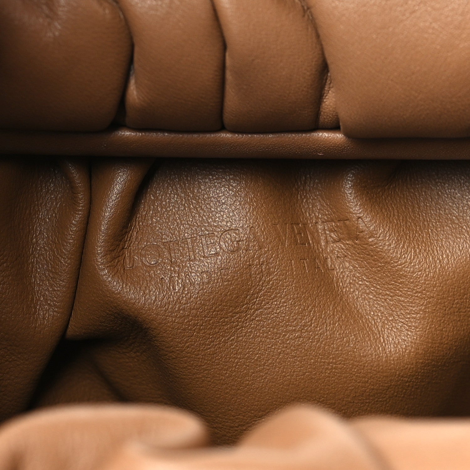 Bottega Veneta Smooth Butter Calfskin Small The Shoulder Pouch Cammello 6 of 8